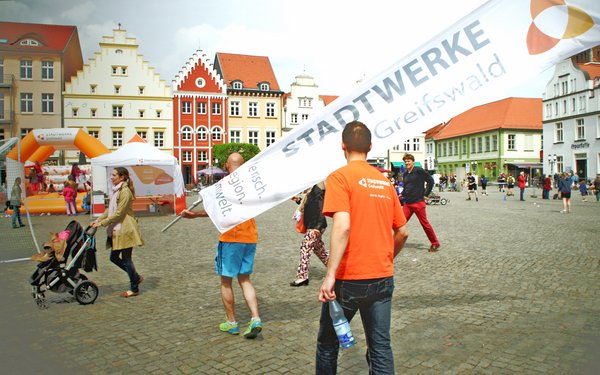 Eventunterstützung durch die Stadtwerke Greifswald beim Greifswalder Citylauf.